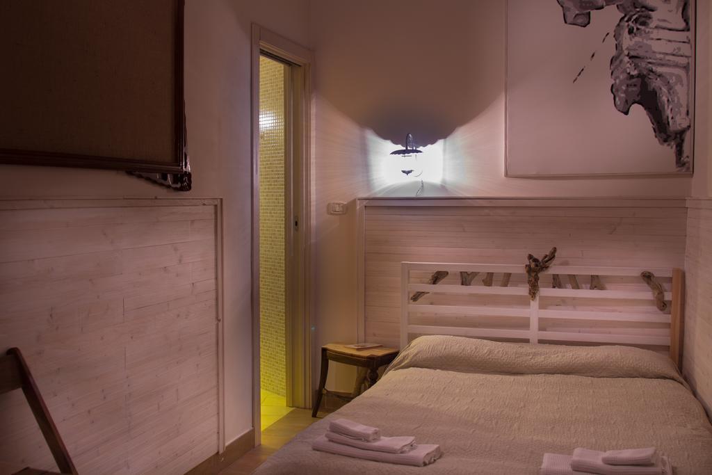 4 Camere A Trani Zimmer foto