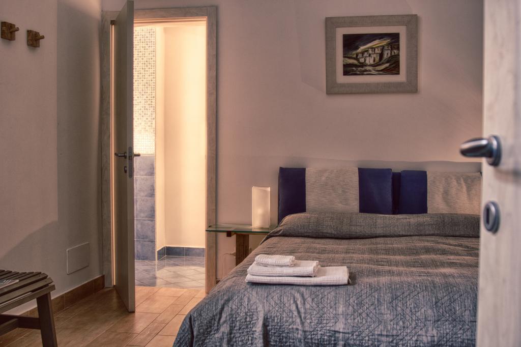 4 Camere A Trani Zimmer foto